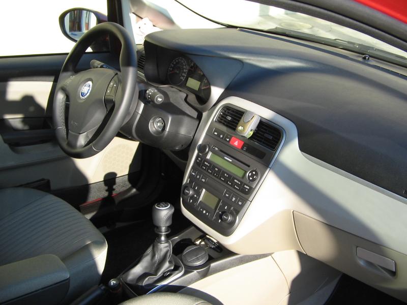 Fiat Grande Punto Autopareri (5).jpg