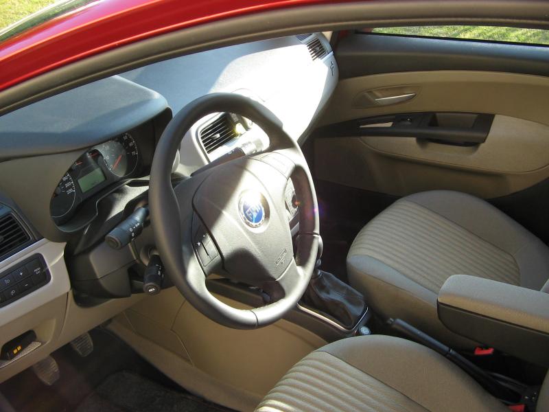 Fiat Grande Punto Autopareri (4).jpg