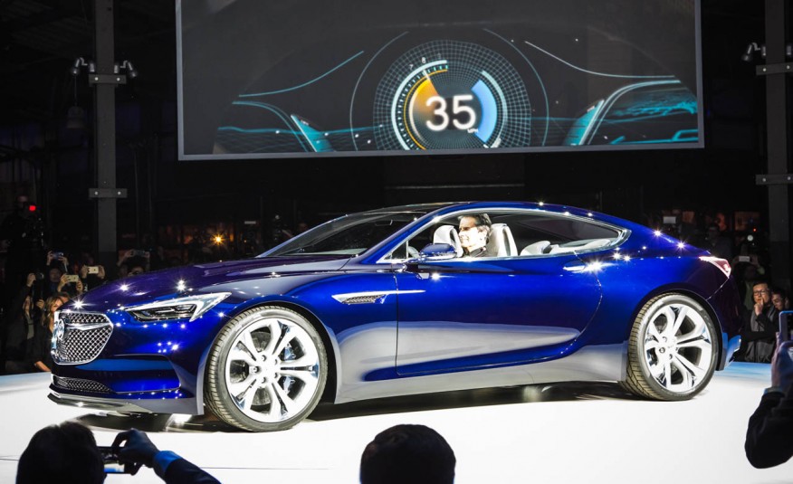 Buick-Avista-concept-show-floor-105-876x
