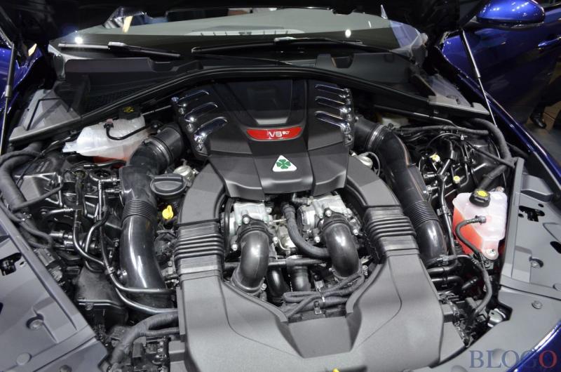 2015_alfa_romeo_giulia_quadrifoglio_021.