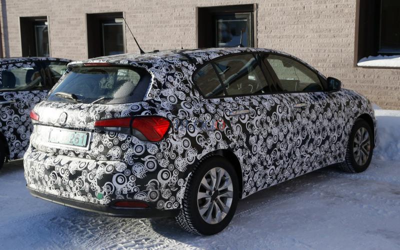 foto-spia-fiat-tipo-2-volumi-03.jpg