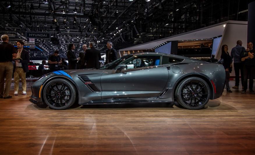 2017-Chevrolet-Corvette-Grand-Sport-1031