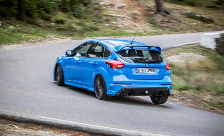 2016-Ford-Focus-RS-202-876x535.jpg