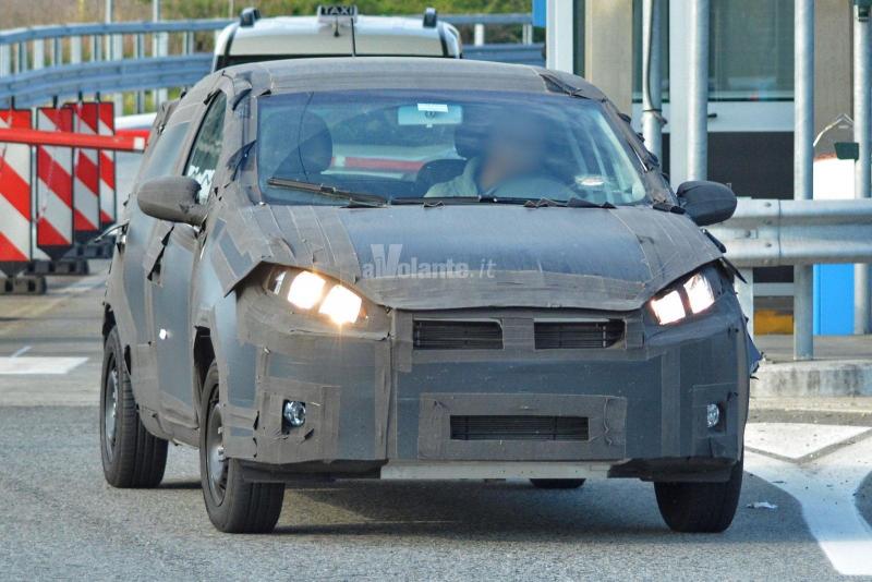 fiat-punto-spy-2017_3 - Copia.jpg