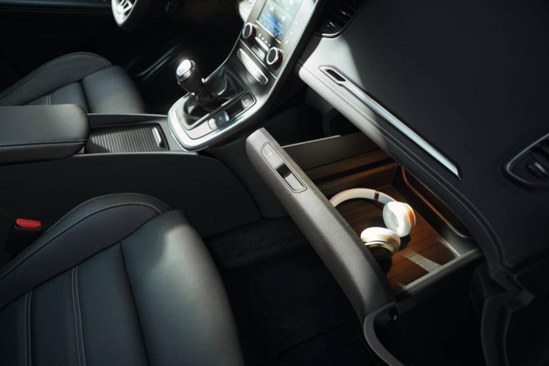 Renault_76015_global_en (FILEminimizer).jpg