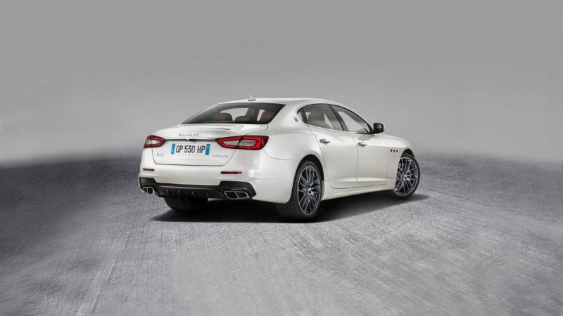 -Maserati--Cover_1920x1080_Bianca_Esterni_Flat_GS_3-4_POST.jpg