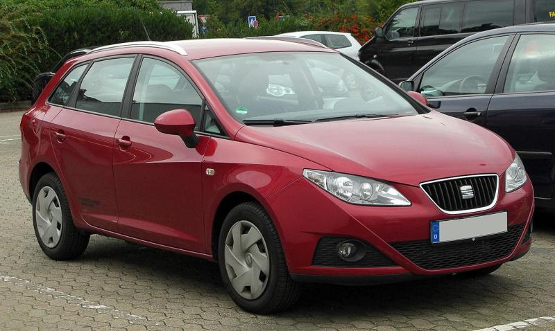 1280px-Seat_Ibiza_ST_Reference_(6J)_front-1_20100919.jpg