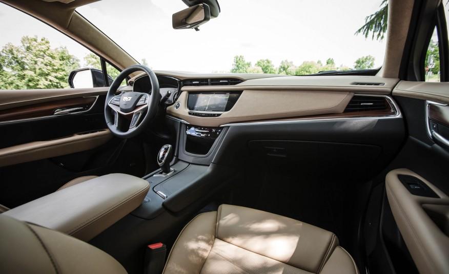 2017-Cadillac-XT5-131-876x535.jpg