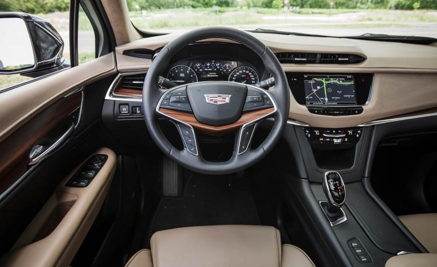 2017-Cadillac-XT5-138-876x535.jpg