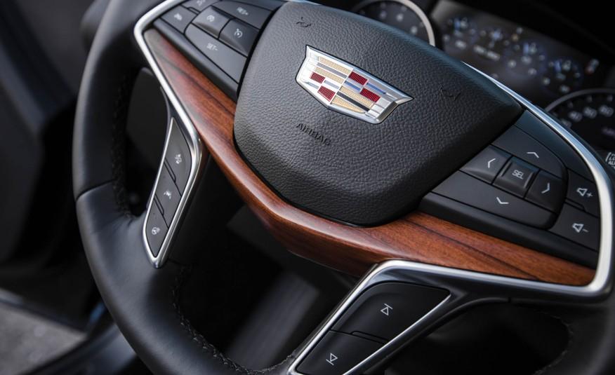 2017-Cadillac-XT5-139-876x535.jpg
