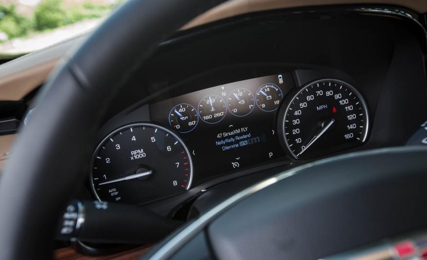 2017-Cadillac-XT5-140-876x535.jpg