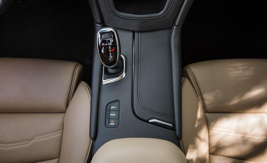 2017-Cadillac-XT5-143-876x535.jpg