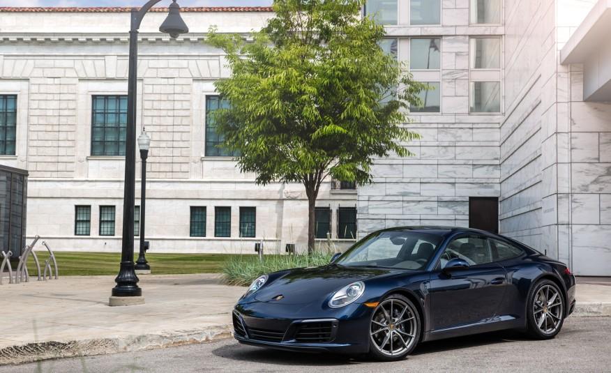 2017-Porsche-911-123-876x535.jpg