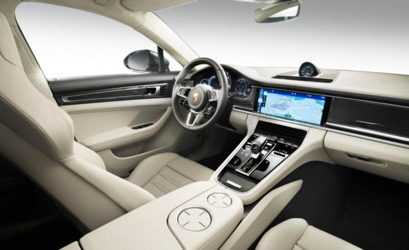 2017-Porsche-Panamera-Turbo-125-876x535.jpg
