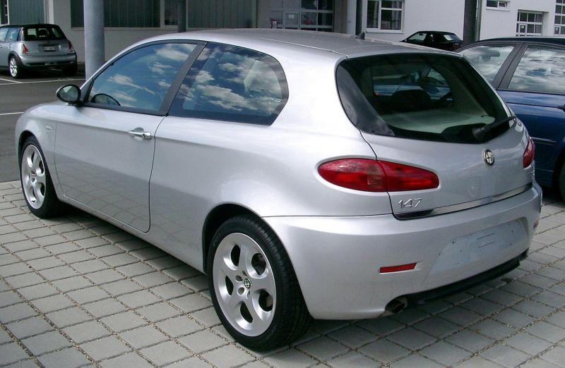 2B 2004.jpg