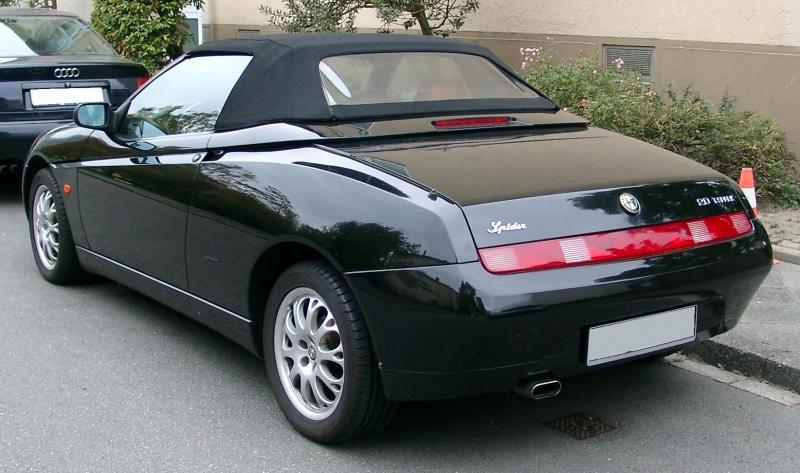 Alfa_Spider_rear_20071025.jpg
