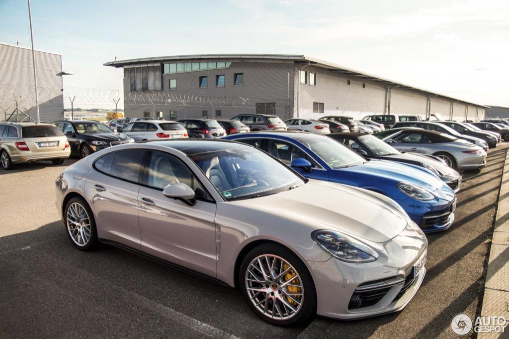 porsche-panamera-turbo-2017-c931206072016195513_3.jpg