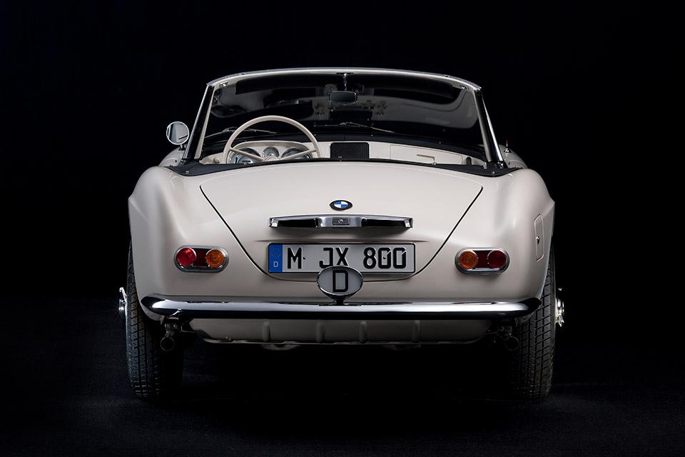 elvis-bmw-507-4.jpg
