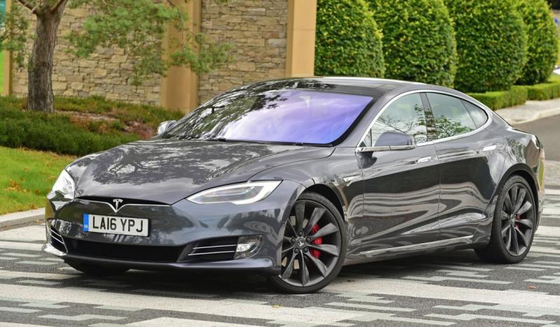 tesla-14.jpg