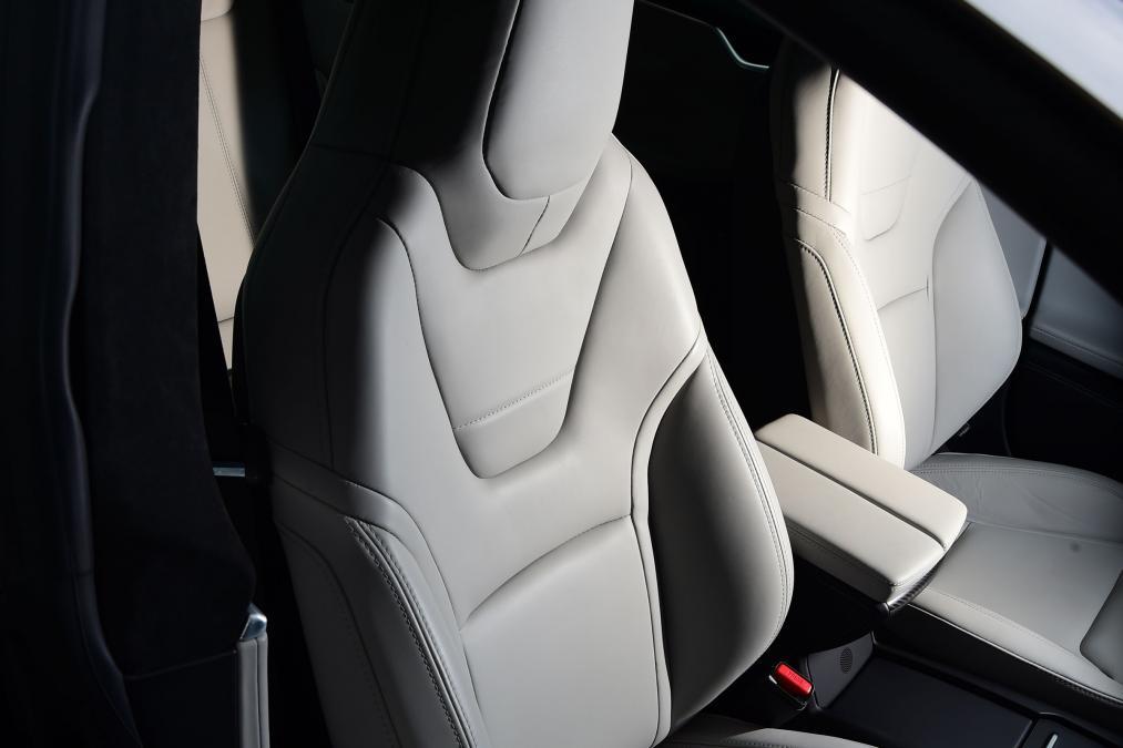 tesla-29.jpg