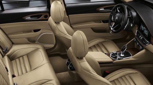 1456857573_Alfa-Romeo-Giulia-interni-600x335.jpg
