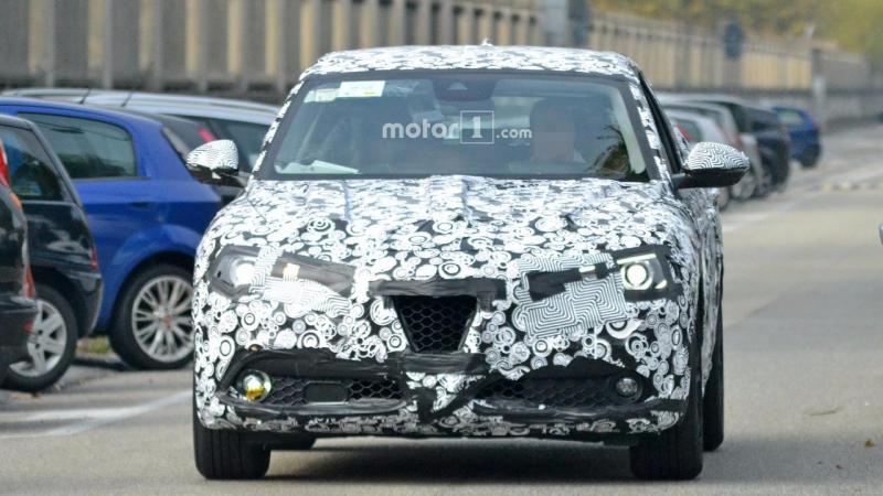 2018-alfa-romeo-stelvio-spy-photo.jpg