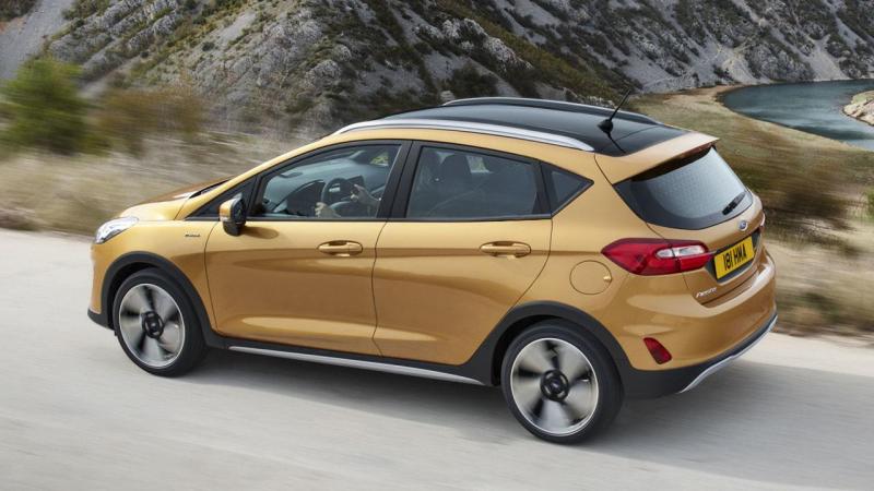 2017-new-ford-fiesta modificata.jpg