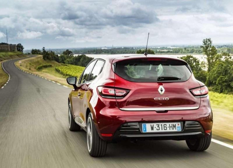 paraurti-posteriore-della-clio-2017.jpg