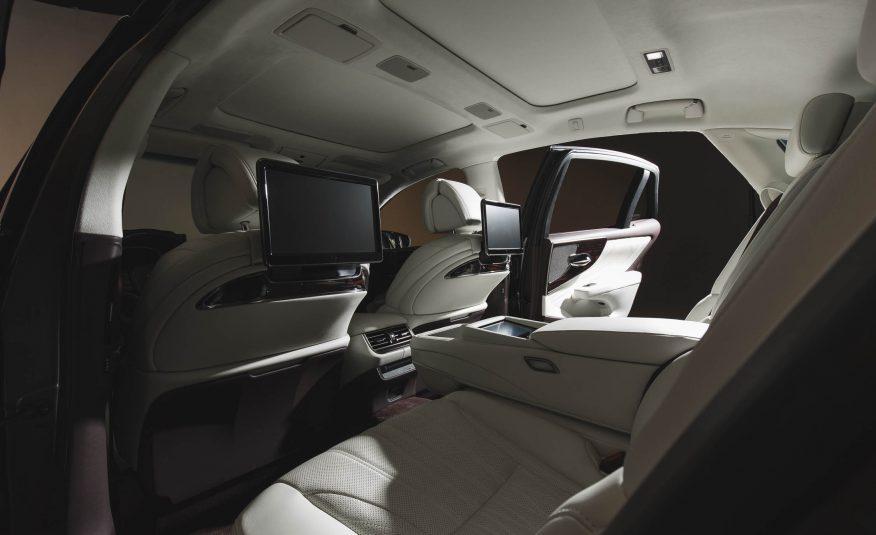 2018-Lexus-LS-129-876x535.jpg