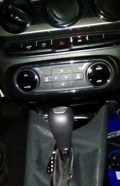 flagra-do-fiat-x6h-1484838371371_v2_700x1080.jpg