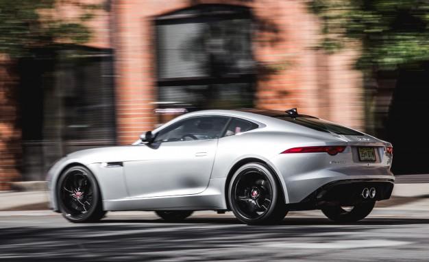 2016-Jaguar-F-Type-V-6-S-coupe-108-626x382.jpg