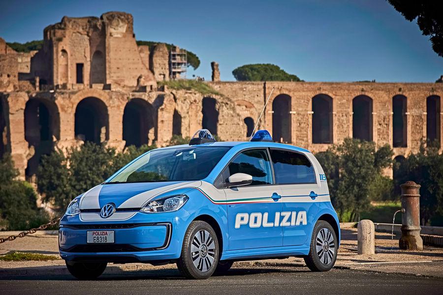 volkswagen-e-up-polizia-roma-20.jpg