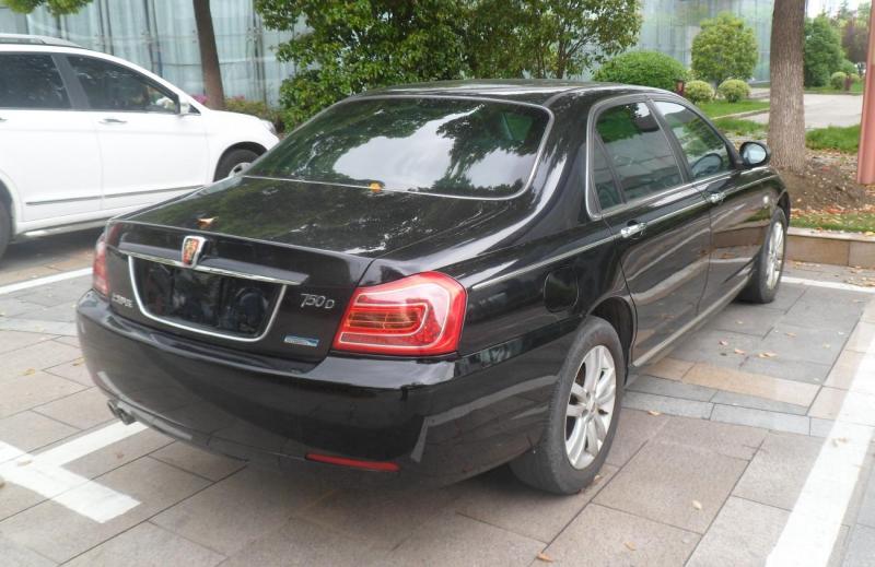 Roewe_750_facelift_02_China_2014-04-20.thumb.JPG.f440445891b8a744ce49e7746ded66a4.JPG