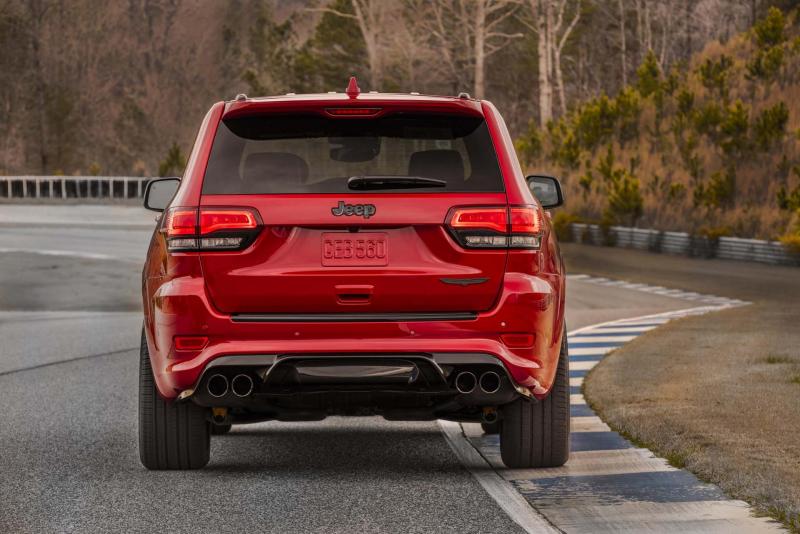2018_Trackhawk_003.thumb.jpg.3109cc5e8786b7da5c1f909c53978bed.jpg