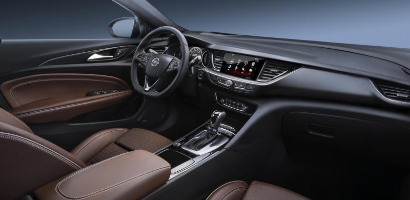 Opel-Insignia-304395.jpg