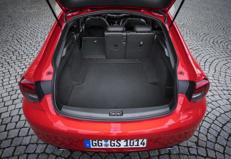 Opel-Insignia-Grand-Sport-305545.jpg