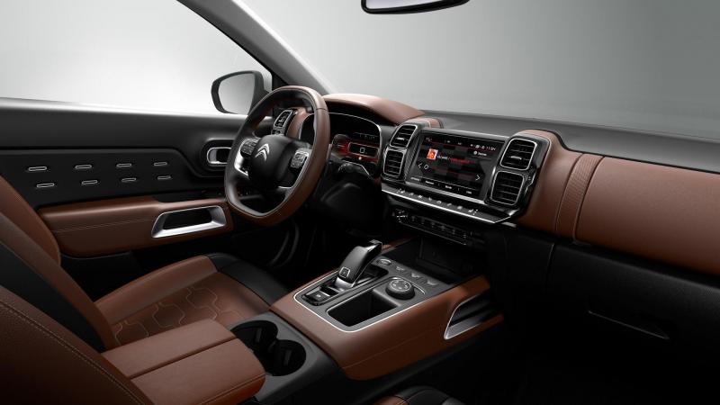 citroen-debuts-all-new-c5-aircross-dubbed-most-comfortable-suv-of-its-time_8.jpg