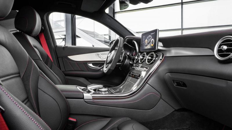 2017-Mercedes-AMG-GLC-43-Coupe-interior-1280x720.thumb.jpg.5e8dfc399f758b9c2dd7668087a24fd1.jpg