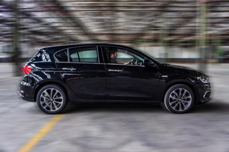 fiat-tipo-5p-sw-fullback-primo-contatto_24.jpg