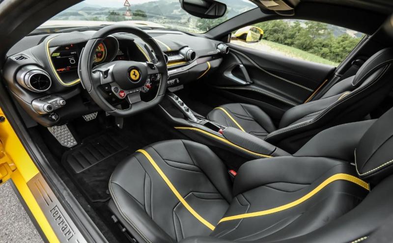 2017-Ferrari-812-Superfast-gialla-28.thumb.jpg.b156314f8cf5b5749e0162f511eb1a62.jpg