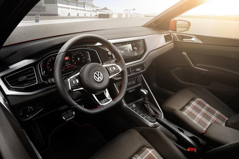 2017-VWPolo-53.jpg