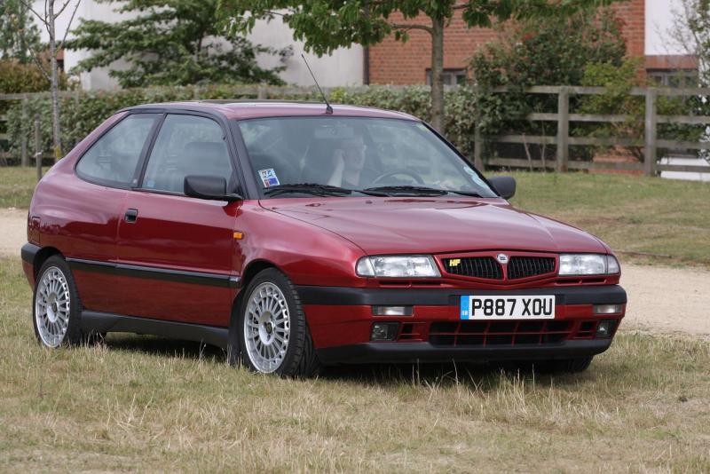 Lancia_Delta_HF_Second_series.thumb.jpg.26ddbf78815737ae2957dd807c853198.jpg