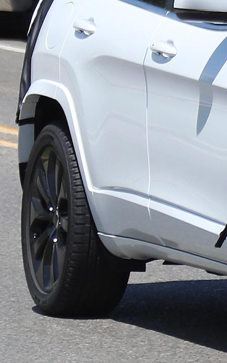 cherokee-03-1.jpg.99fa33d7e2b4cf89697277a01fc02bf3.jpg