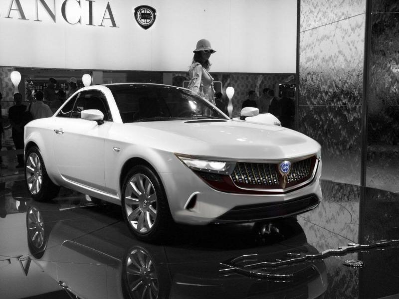 1200px-LanciaFulvia(2003).thumb.JPG.cfa4db5dc1a777ab9c5cfe341e594435.JPG