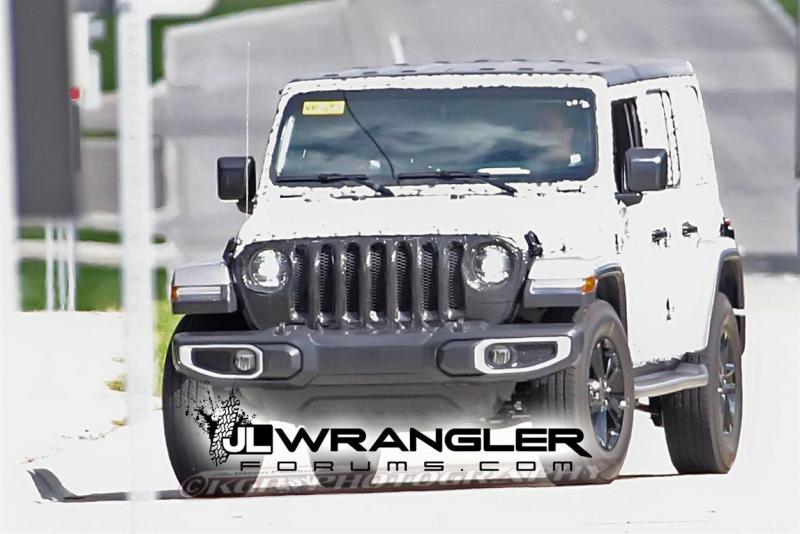 2018-JL-Wrangler-Uncovered-JLWRANGLERFORUMS-16.jpg
