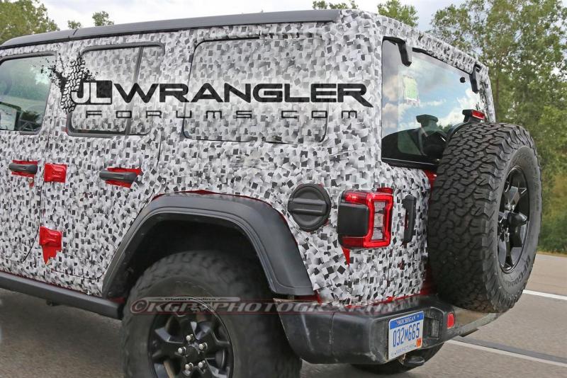 2018-JL-Wrangler-Uncovered-JLWRANGLERFORUMS-9.thumb.jpg.0988c0b1c5f7ea1ded7a8746cd11f571.jpg