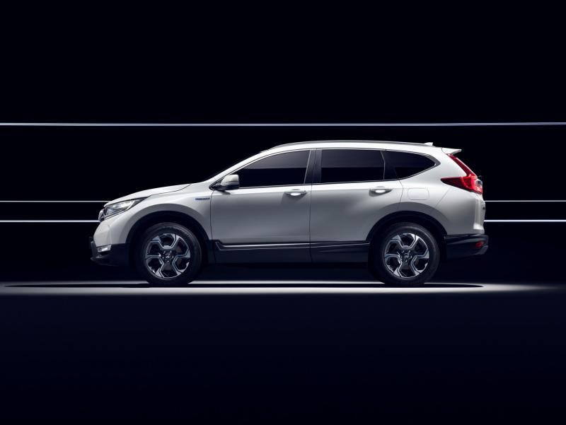 Honda-CR-V-Hybrid-Prototype-3.jpg