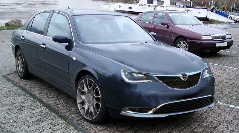 Lancia_Thesis_200_y.thumb.jpg.0d283856cc9990eda3960a766f01d2c8.jpg