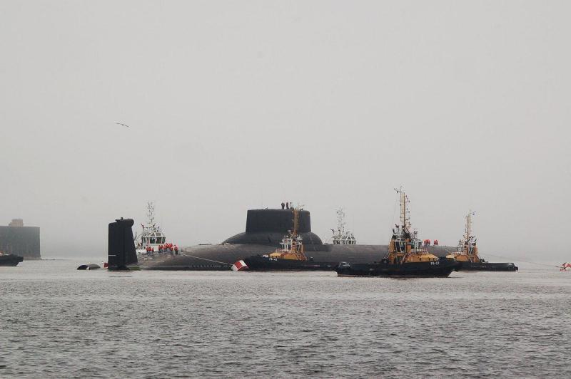 russia_submariner_1.thumb.jpg.eed5f70589a0f8cb14c6a9549edc96eb.jpg
