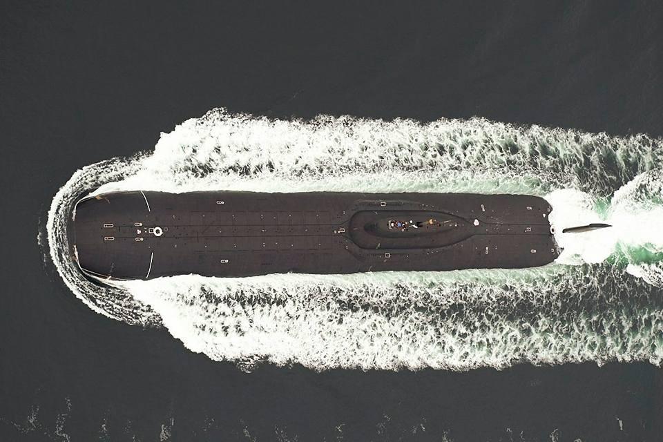 russia_submariner_6.jpg.0f3c49326ce026aa17c415de104ec184.jpg